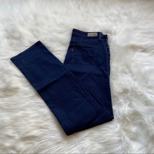 Levi's Slight Curve Mid-Rise Dark Wash Jeans 6/28